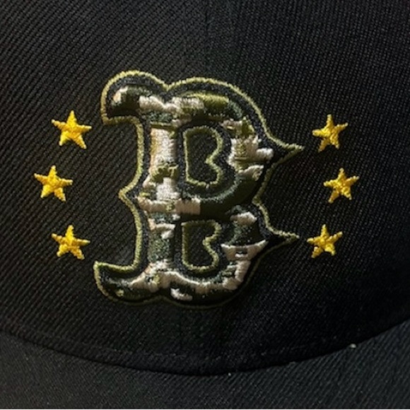 New Era Boston Red Sox Authentic Collection Armed Forces Day Fitted Hat 7 1/8 - Picture 3 of 9